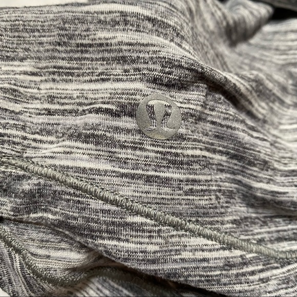 Lululemon open back bra tank size 8 - Picture 6 of 6